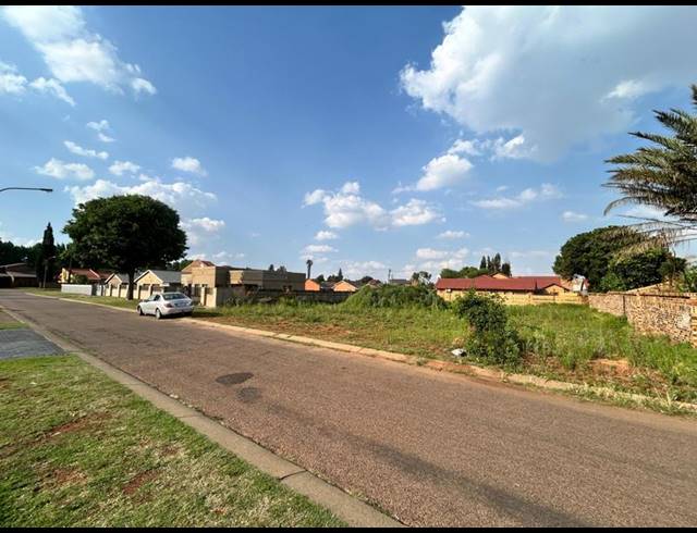 LAND FOR SALE IN BAKERTON